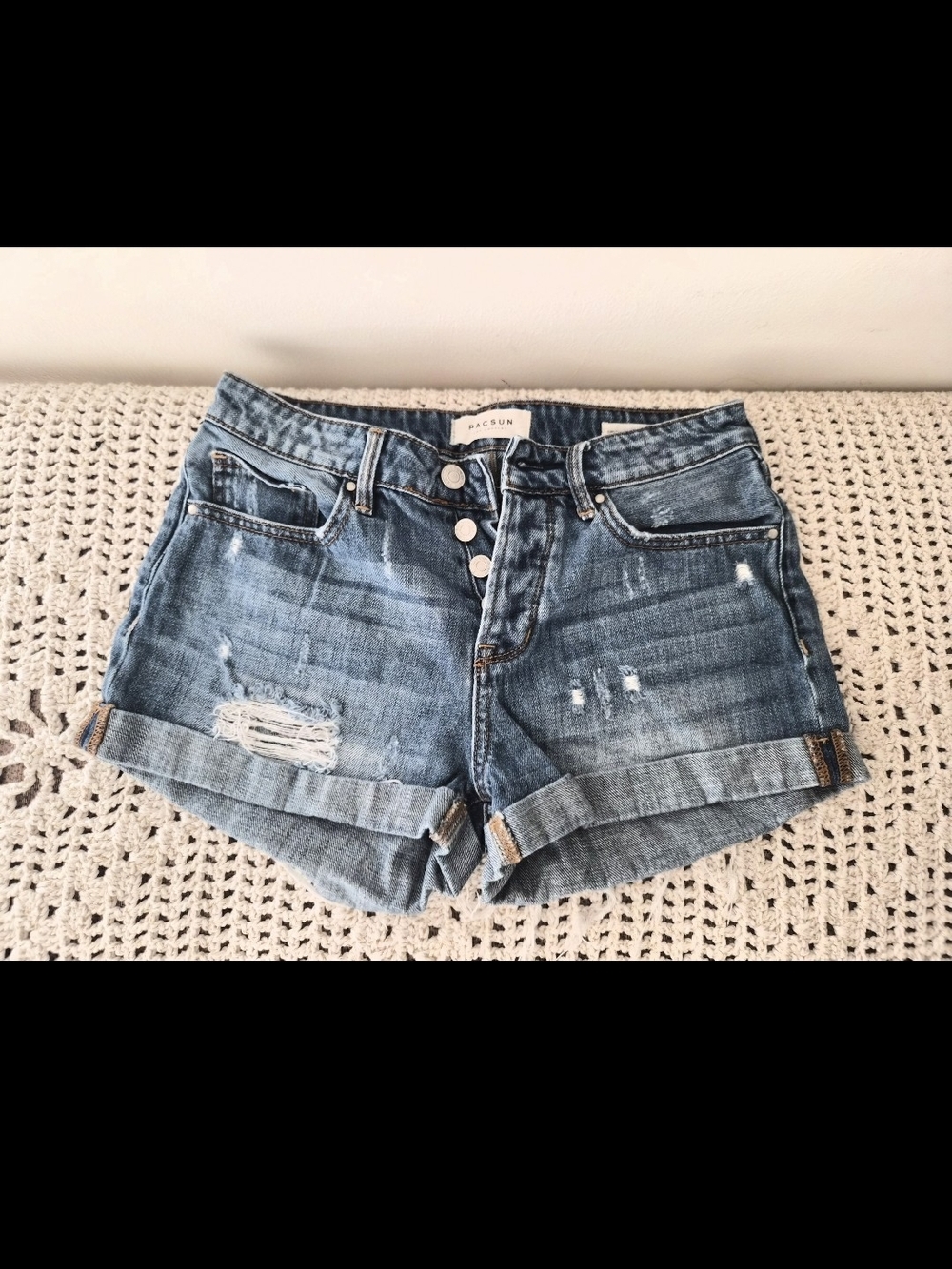 PacSun Women's Light Blue Distressed Cuffed Denim Shorts
